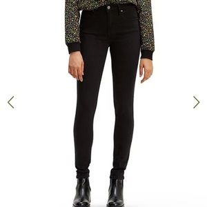 Levi’s Women's 721 High Rise Skinny Jeans - Soft Black